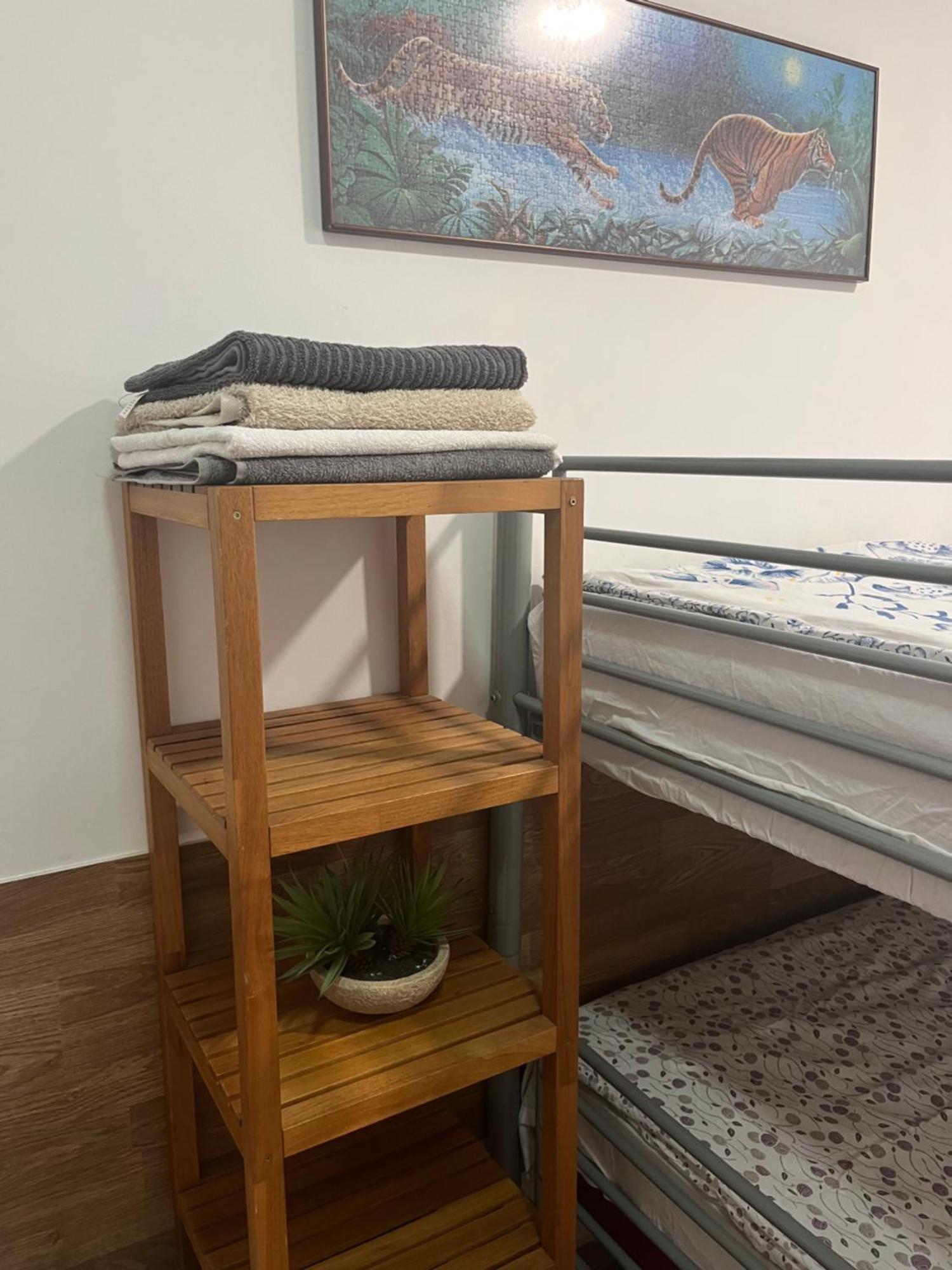 Cozy Room Next To El Prat Airport إل برات ذي يوبريغات المظهر الخارجي الصورة
